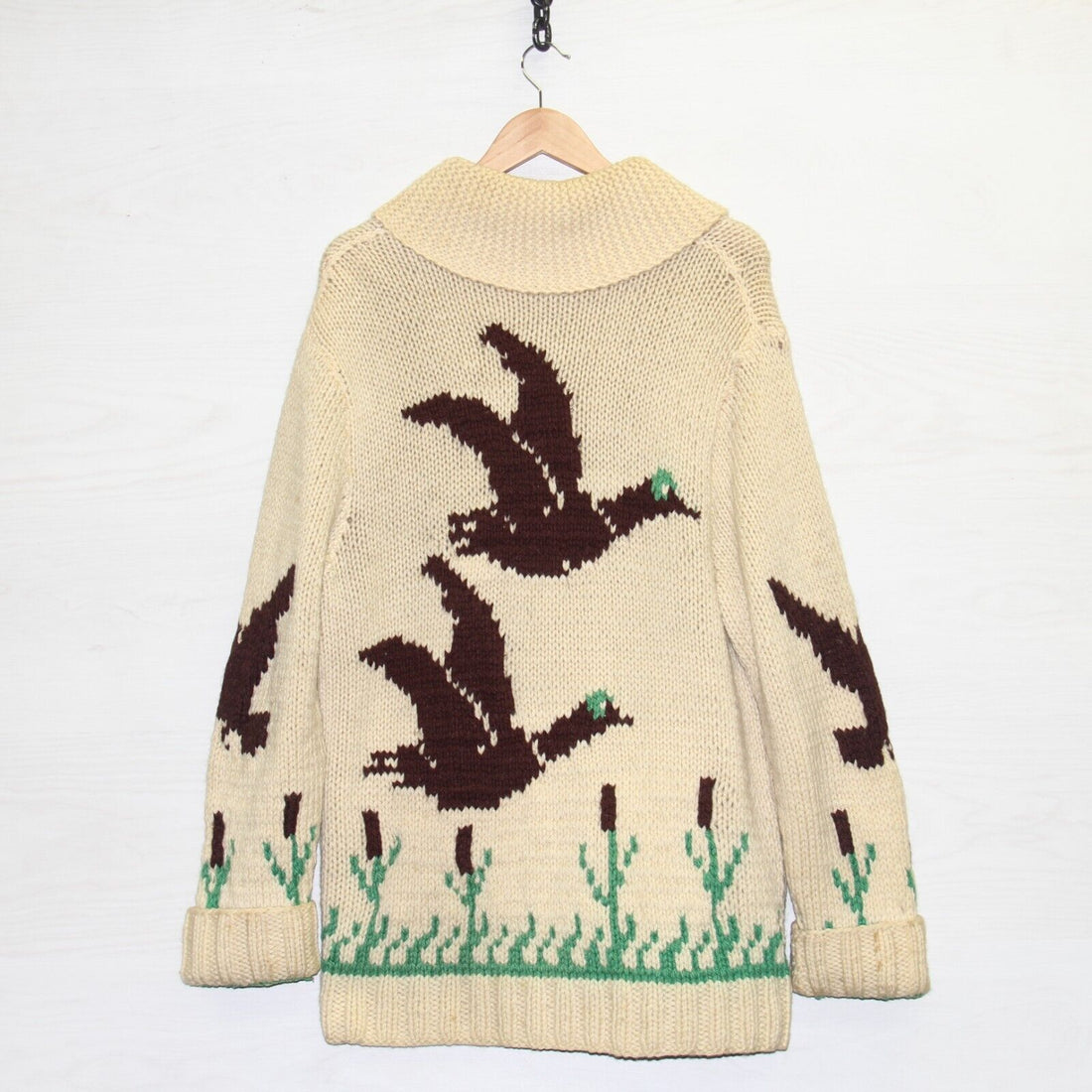 Vintage Pheasant Cowichan Wool Knit Cardigan Sweater Sz Large Lightning Zip