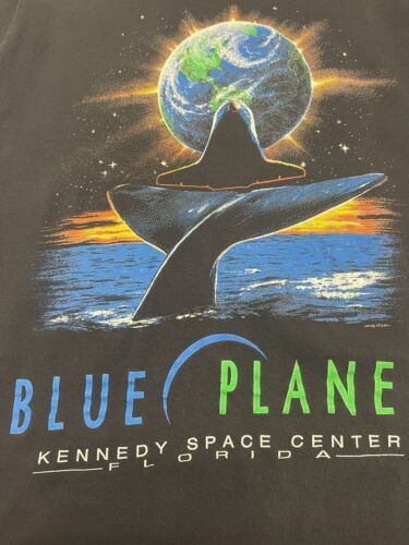 Vintage Blue Planet Kennedy Space Center T-Shirt Size Medium Earth 90s Made USA