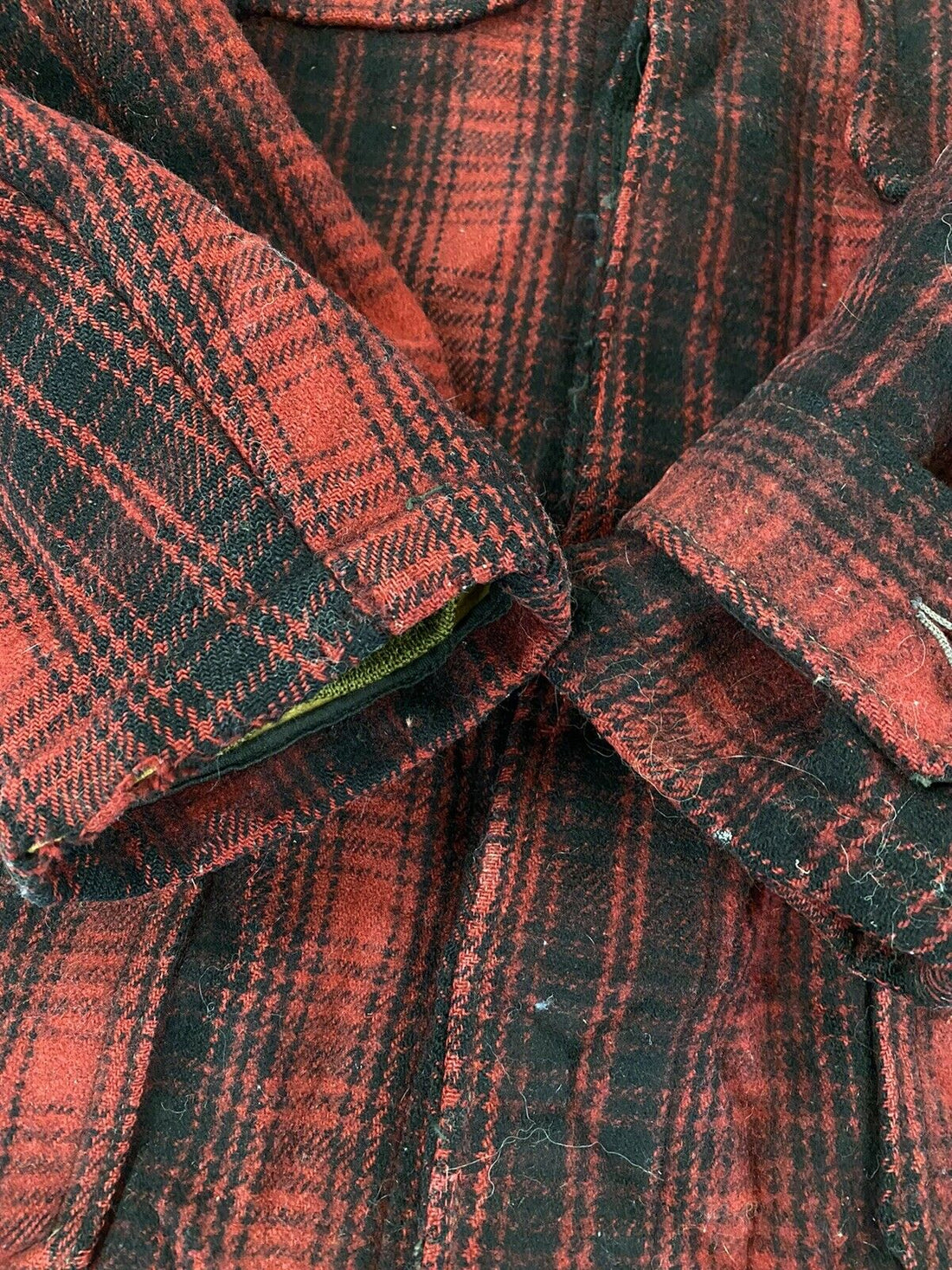 Vintage Woolrich Mackinaw Cruiser Wool Coat Hunting Jacket Sz 44 Buffalo Plaid