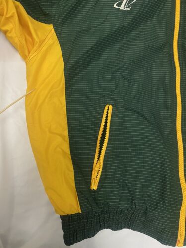 Vintage Green Bay Packers Logo Athletic Puffer Jacket Sz XL Insulated –  Throwback Vault