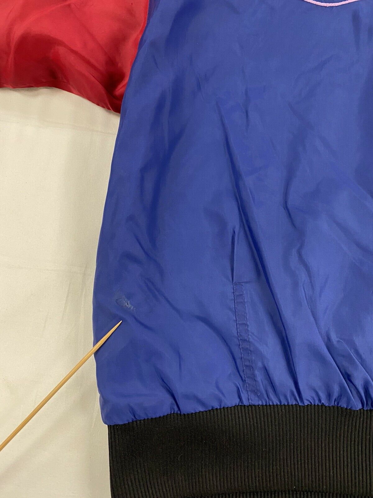 Nike windbreaker blue on sale red