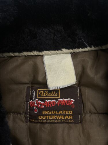 Vintage Walls Insulated Puffer Jacket Size Large Blizzard Pruf Beige