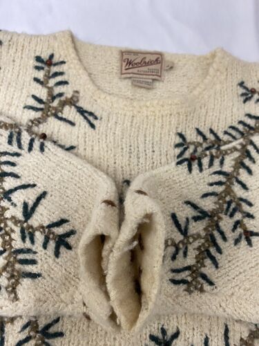 Vintage Christmas Holly Woolrich Wool Knit Crewneck Sweater Size Large