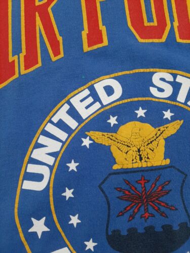 Vintage United States Air Force USAF Crest T-Shirt Size Medium Army Military