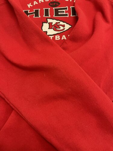 Vintage Kansas City Chiefs Nutmeg Sweatshirt Size XL 2001 NFL Red Made –  Throwback Vault