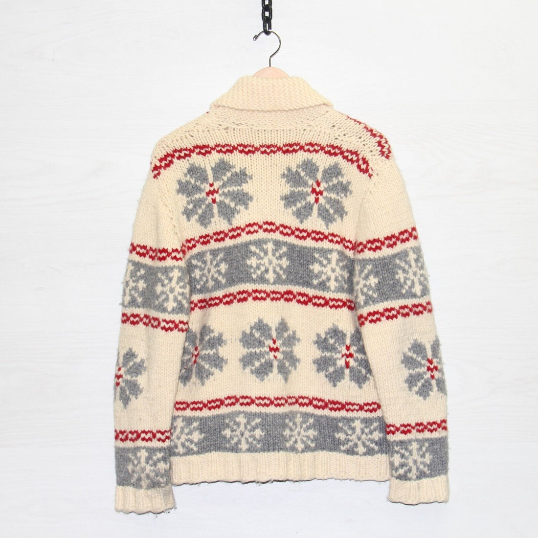 Vintage Snowflake Wool Knit Cowichan Cardigan Sweater Size Medium Winter