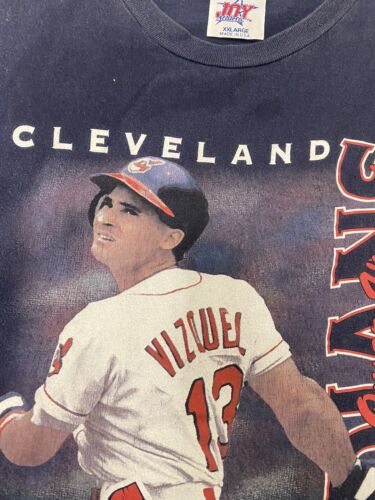 Vintage Cleveland Indians Omar Vizquel T-Shirt Size 2XL Blue 1998 90s MLB