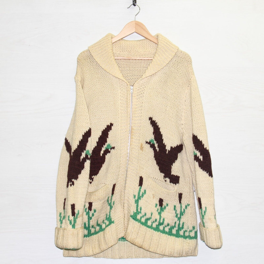 Vintage Pheasant Cowichan Wool Knit Cardigan Sweater Sz Large Lightning Zip