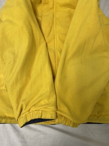 Nautica competition sale yellow jacket